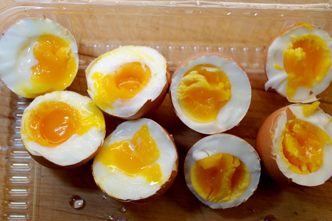 Soft-boiled eggs using a vegetable steamer