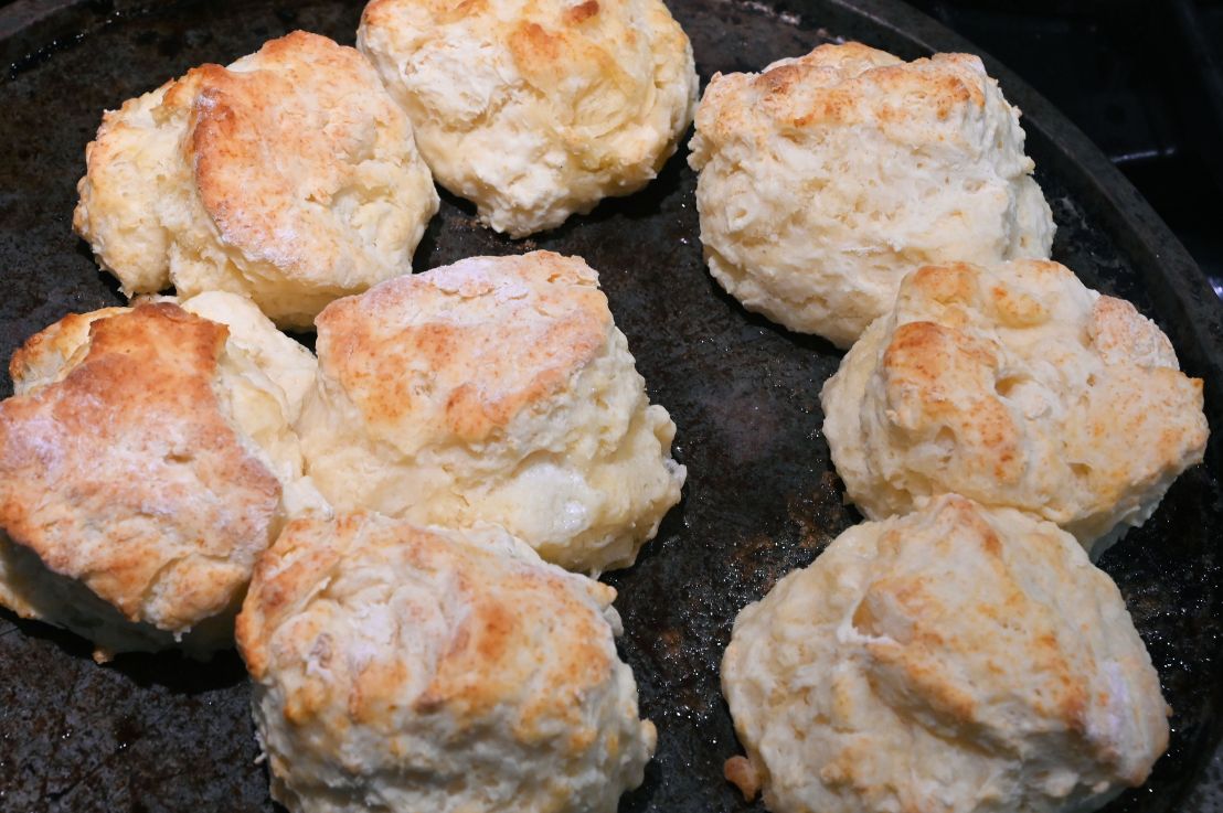 Buttermilk biscuits in 4 minutes